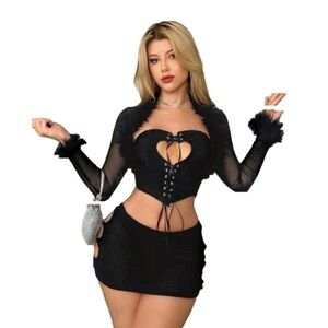 Heart Cut Out Crop Top And Mesh Faux Fur Shrug